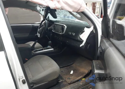 2020 Toyota Tacoma Sr5 V6 z USA, uszkodzony, nr VIN 3TMAZ5CN5LM138505